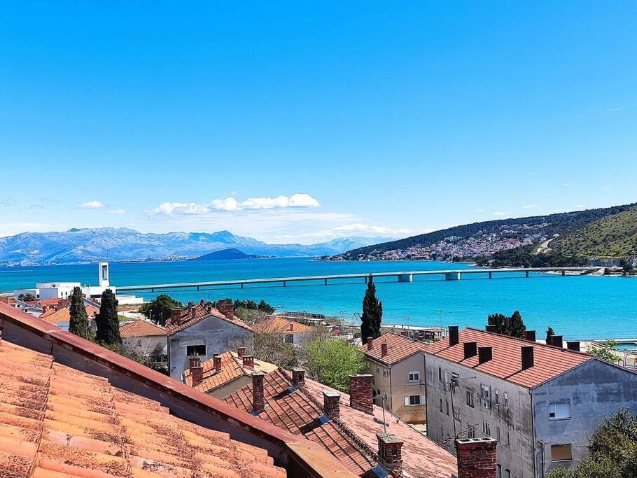 Bird View Apartment Carlissima Trogir Exterior photo