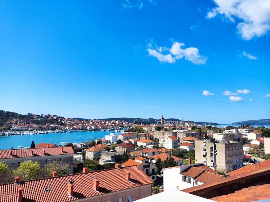 Bird View Apartment Carlissima Trogir Exterior photo