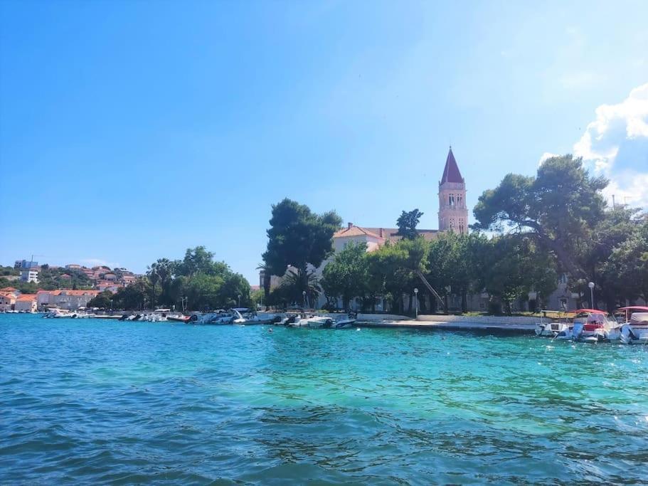 Bird View Apartment Carlissima Trogir Exterior photo
