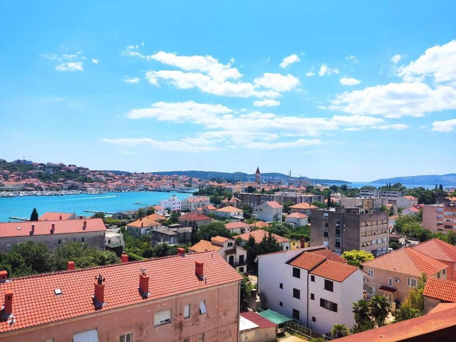 Bird View Apartment Carlissima Trogir Exterior photo